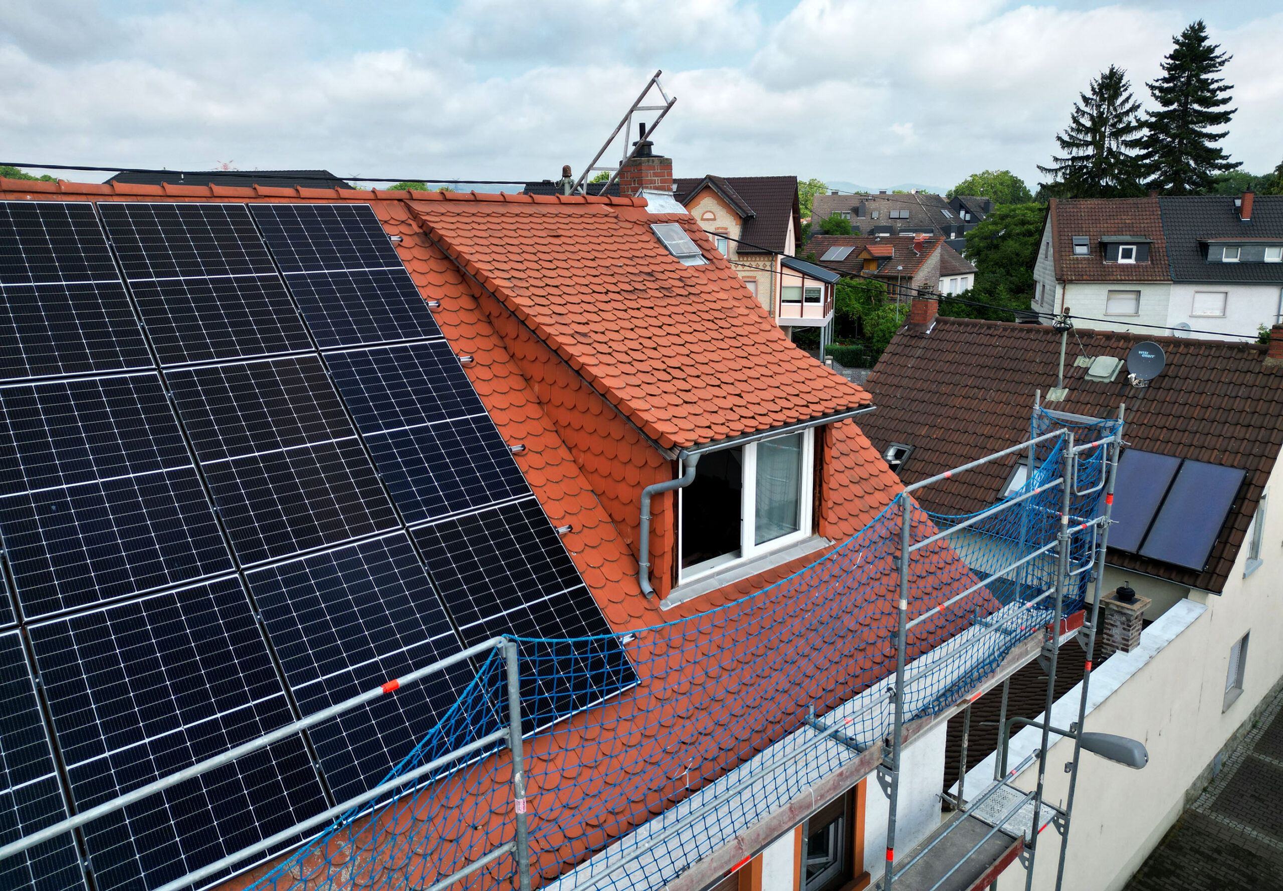 PAX Solar Referenz Privathaushalt Solaranlage 10 KWp PV Anlage